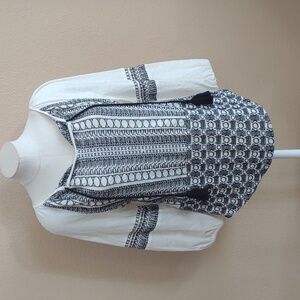 Anthropologie Akemi + Kin Embroidered Boho Blouse Size XS